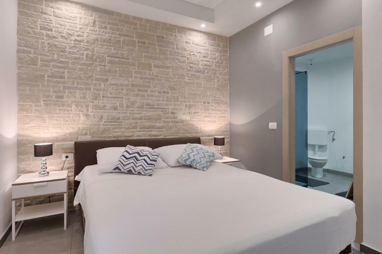 Apartman Marelux Premantura Exteriör bild